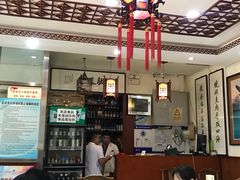 大堂-老爆肚满五香烧牛羊肉