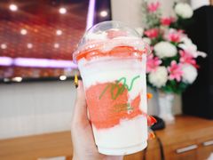 -Chom Cafe and Restaurant