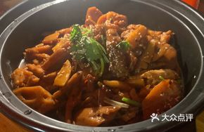 Spicy Chicken Claw Pot