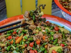 -江湖黑大兔(杨家坪店)