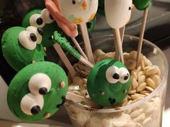 -上海滴水湖皇冠假日酒店