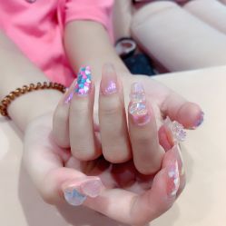-花系美·美甲美睫精品店