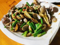 葱姜炒花蛤-胖大嫂渔家排档·全海景餐厅(渔村店)