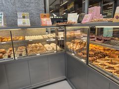-好利来(上海虹桥新天地Lab主题店)