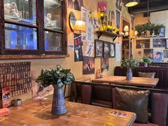 -临界音乐酒馆·小龙虾·江湖菜(华熙LIVE·鱼洞店)