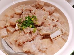 香芋蒸排骨-费大厨辣椒炒肉(太平老街店)