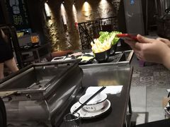 -愿者上钩·纸包鱼(翻身店)
