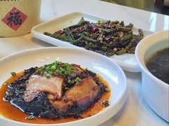 -老瓦房饭店(三苏大道中段店)