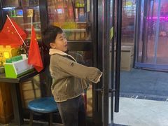 门面-袁记串串香(泉水轻轨站店)