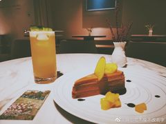 -théATRE 茶聚场(王府中環店)