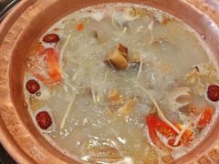 -阿婆情腊排骨火锅(金虹路店)