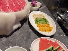 -德天肥牛海鲜火锅(城西银泰店)