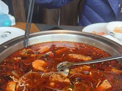 -江渔儿酸菜鱼(万科东荟城店)