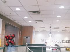 -麦当劳(东大桥店)