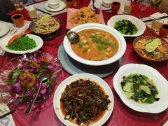 -月亮眼花园餐厅书吧酒吧