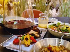 -théATRE茶聚场·餐厅(环球金融中心店)