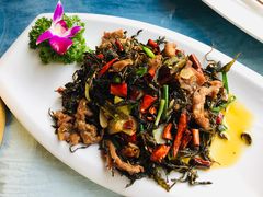 茶树菇炒猪肉-尽善百年古院餐厅(王家老宅店)