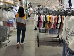 -三福时尚(三峡广场华夏银座店)