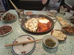 -鸿姐老火锅(疁城新天地店)