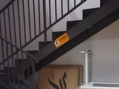 -安东易迷你自助仓储寄存仓库(杨浦店)