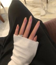 -手牵手美甲