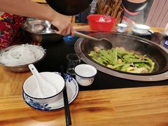 -炮爷东北铁锅炖(棠安路店)