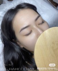 -花岐款式专研健康美甲沙龙