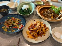 -半山腰·云南菜(侨福芳草地店)