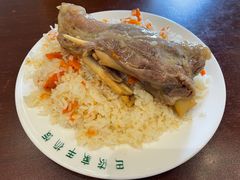豪华羊腿饭-巴依家新疆手抓饭(菱角湖万达店)