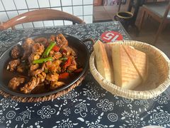 -八两八金·莱芜特色炒鸡(市南漳浦路店)