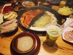-虾领航小龙虾·吉林烧烤(柳州路店)