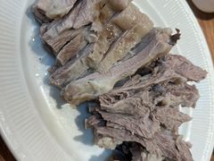 手抓羊肋条肉-贯贯吉·清真餐厅(浙江中路店)