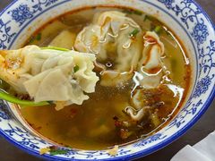 本地嫩芹菜鲜肉大馄饨-方老大馄饨(抚宁巷店)