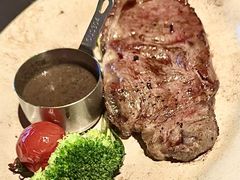-DEEP·美式餐吧(五棵松华熙LIVE店)