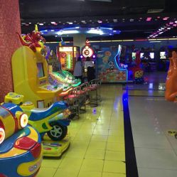 -蹦蹦乐园(南桥百联店)