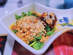 -魔法帽酱料牛肉小火锅(米兰店)