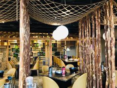 大堂-日进一片海.生腌海鲜火锅.宵夜烧烤(三里屯总店)
