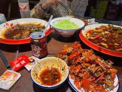 -六弟特色小馆(人民新村店)