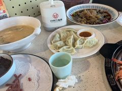 -巧克力渔家.小船海鲜胶东菜(万平口店)