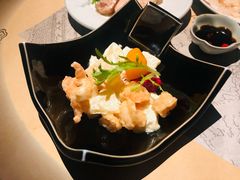 -穹六人间 people 6(岳阳路店)