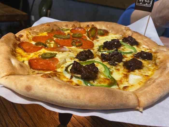 fly pizza & hoodadak chicken-"和朋友一起来的,很好吃很实惠,以后会