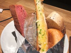 餐前西式面包-良木缘咖啡西餐(优品道广场店)