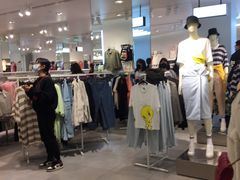 -H&M(天一广场店)