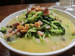 -金枝玉叶上海人家食府(三里河店)