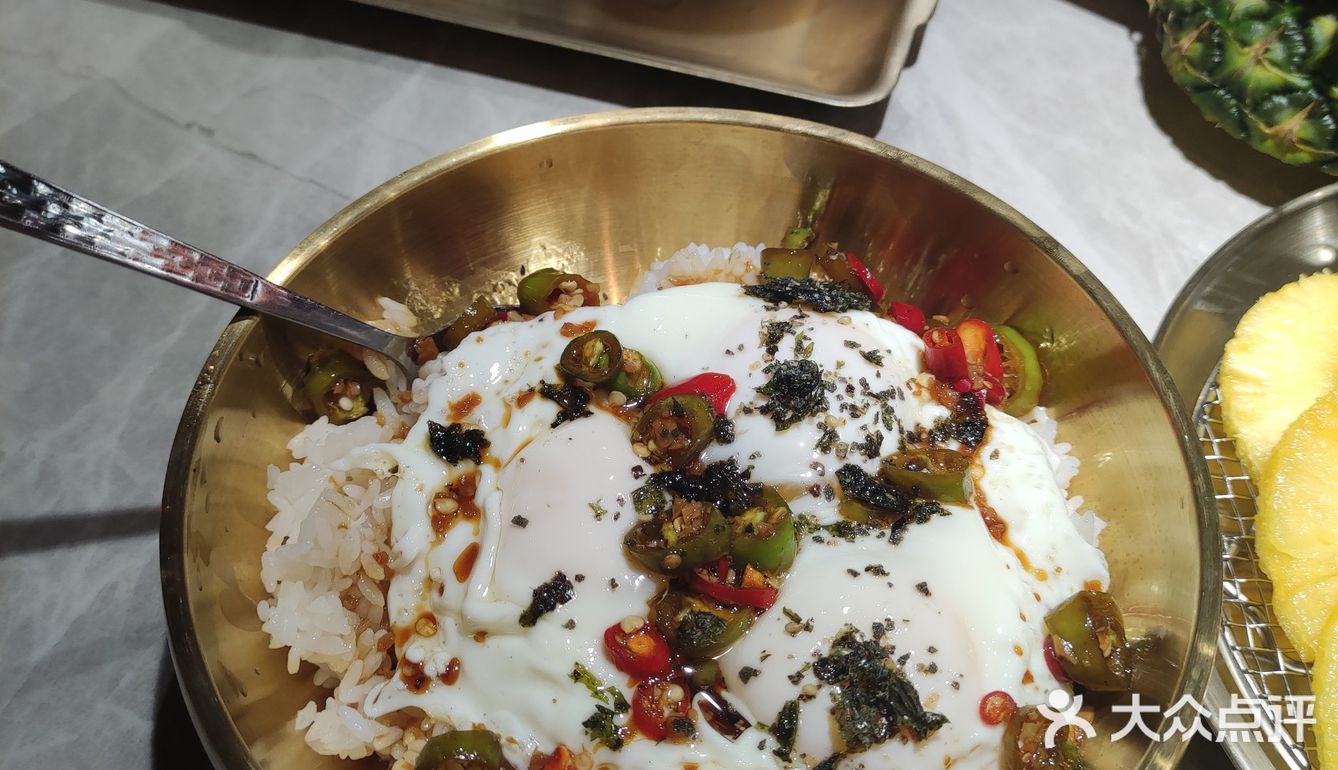 盛辛巴，绝对是烤肉爱好者的绝佳去处！快来这里享受美食盛宴。 