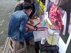 -牛小嫩串串火锅(老国贸总店)
