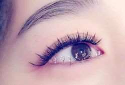 -手牵手美甲