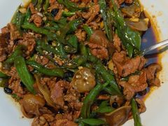 -霸蛮湖南菜·牛肉粉(荣京西街店)