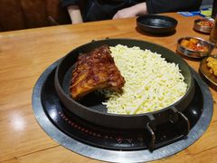 -肥肥虾庄·金牌油焖大虾(杨园滨江时代walk店)