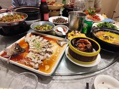 -莲餐厅·湖北菜·潜江小龙虾店(愚园路店)